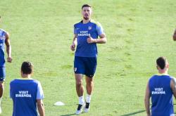 爱游戏体育官网-（体育）足球：马德里竞技一队备战新赛季