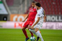 爱游戏体育网址-沃尔夫斯堡主场表现不佳，美因茨周中欧会杯逆转成功！