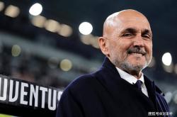 爱游戏体育下载-转会窗：3位中场进入尤文引援视线，罗马尤文国米竞争维罗纳后卫