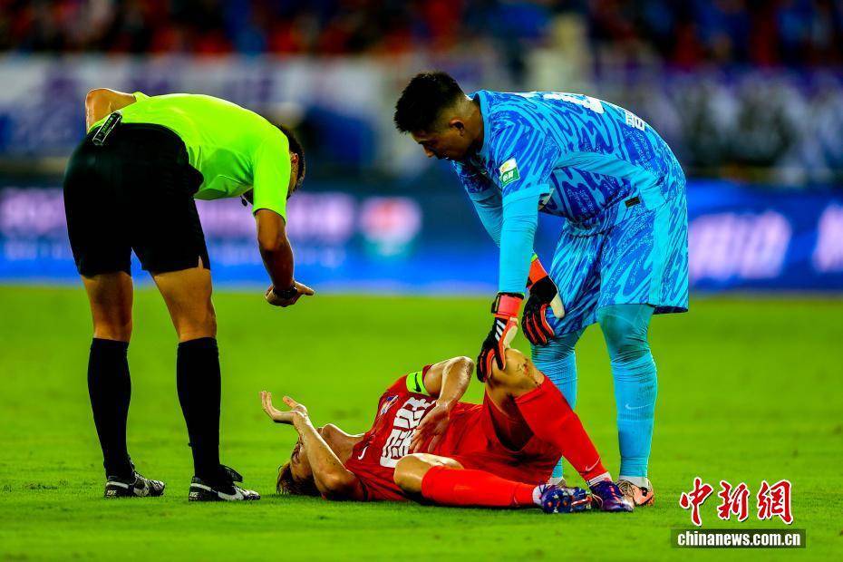 中超联赛：武汉三镇队主场负于梅州客家队