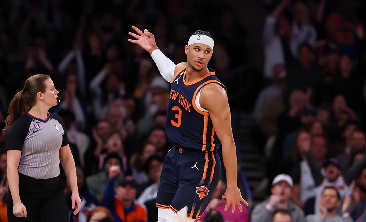 轮换重构中的纽约尼克斯：哈特角色调整与冲冠难题