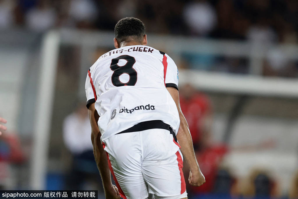 意甲-魔笛助攻奇克破门普利西奇建功 米兰2-0莱切取赛季首胜