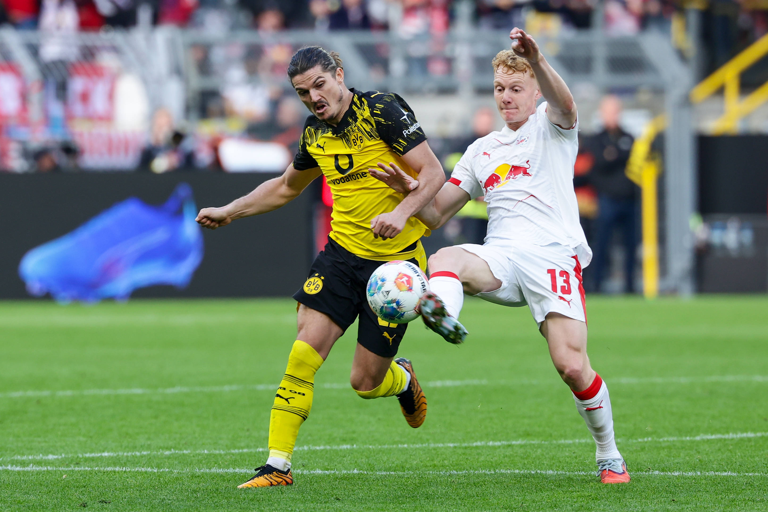 （体育）足球——德甲：多特蒙德平莱比锡